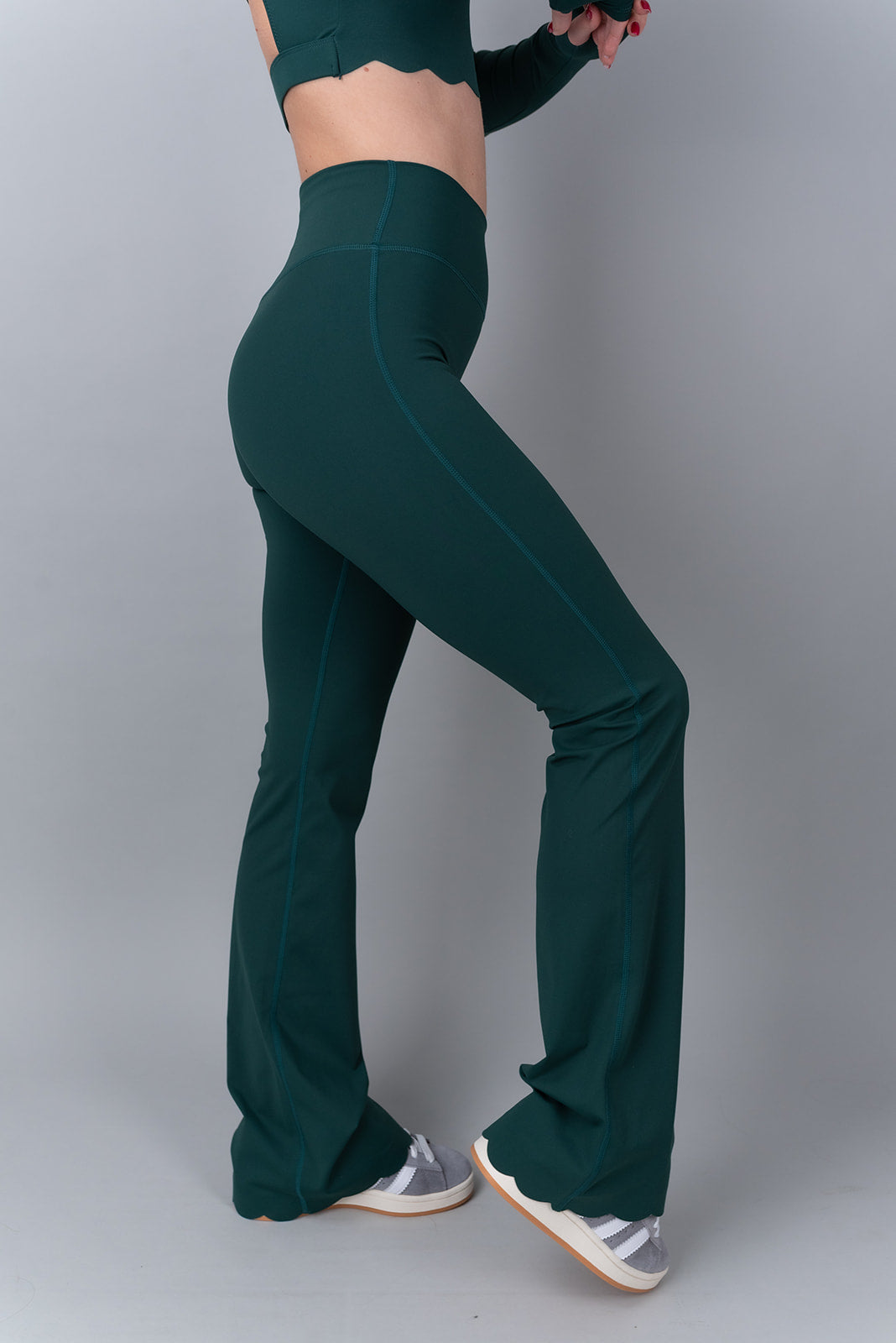 Pureline Scallop Flared Tajice