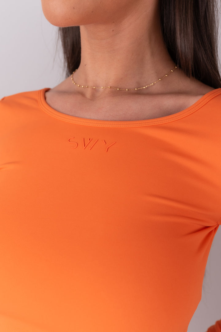 Sleek majica s otvorenim leđima