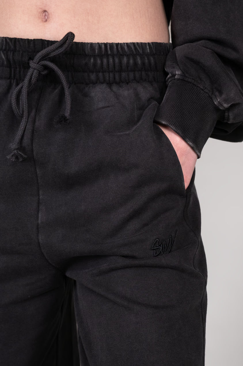 Washed Black Balloon pants details