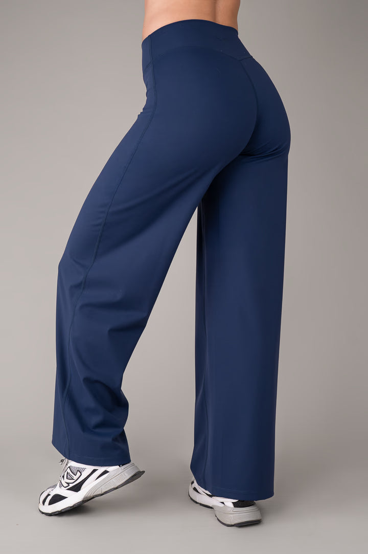 SoftLux Wide Bottoms